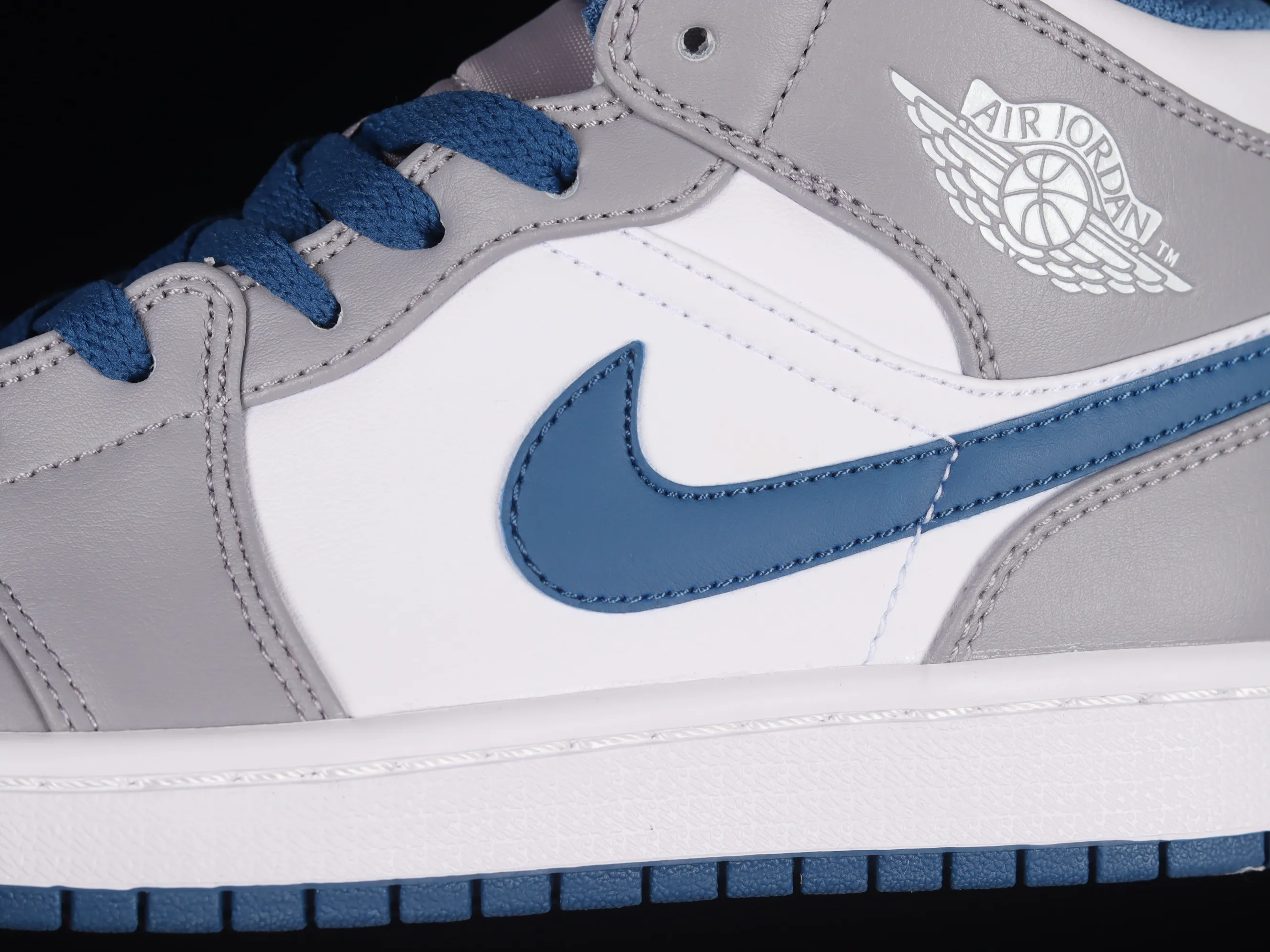 All categories Air Jordan Jordan series basketball shoes Air Jordan 1 Mid Air Jordan 1 Mid "True Blue" AJ1 Joe 1 true blue mid-top basketball shoes DQ8423-014